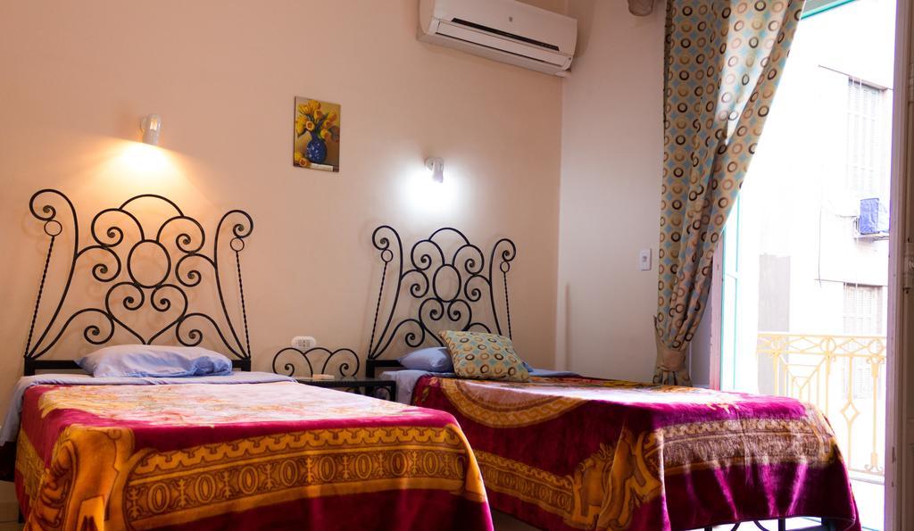 Bella Luna Hostel Cairo Exterior photo