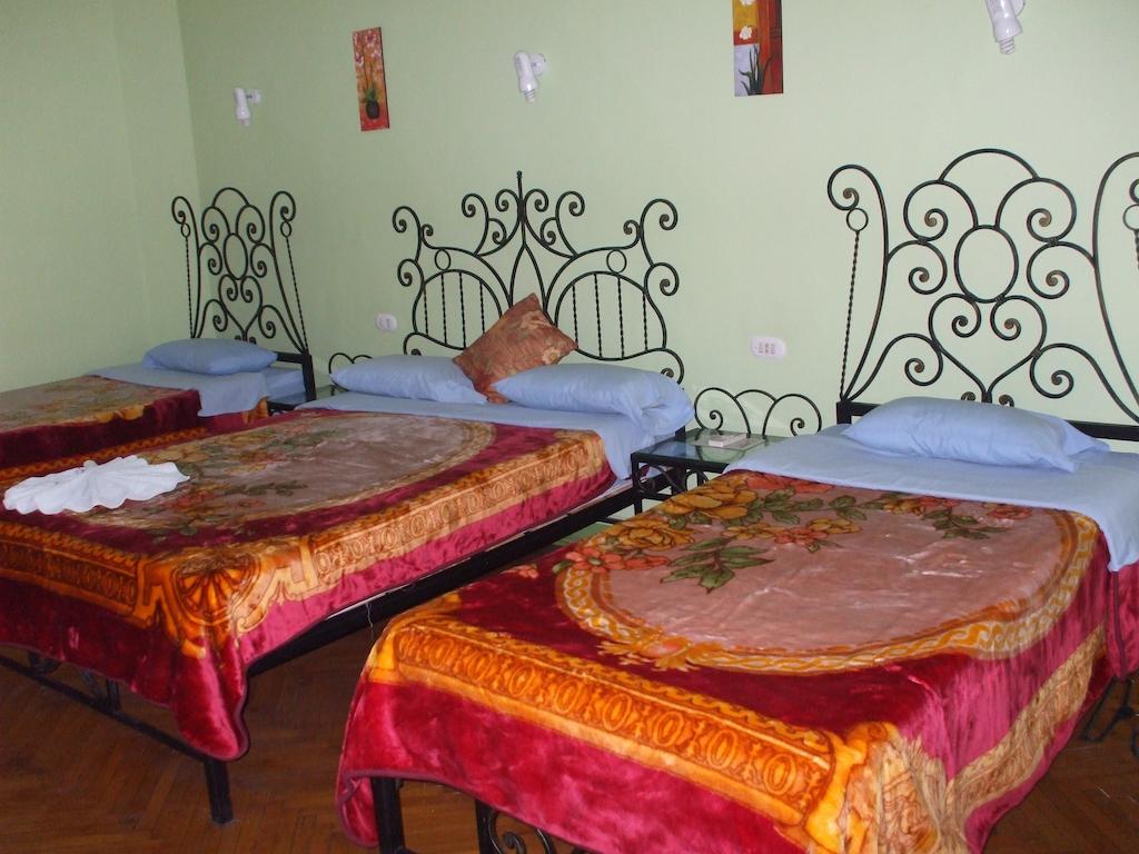Bella Luna Hostel Cairo Exterior photo
