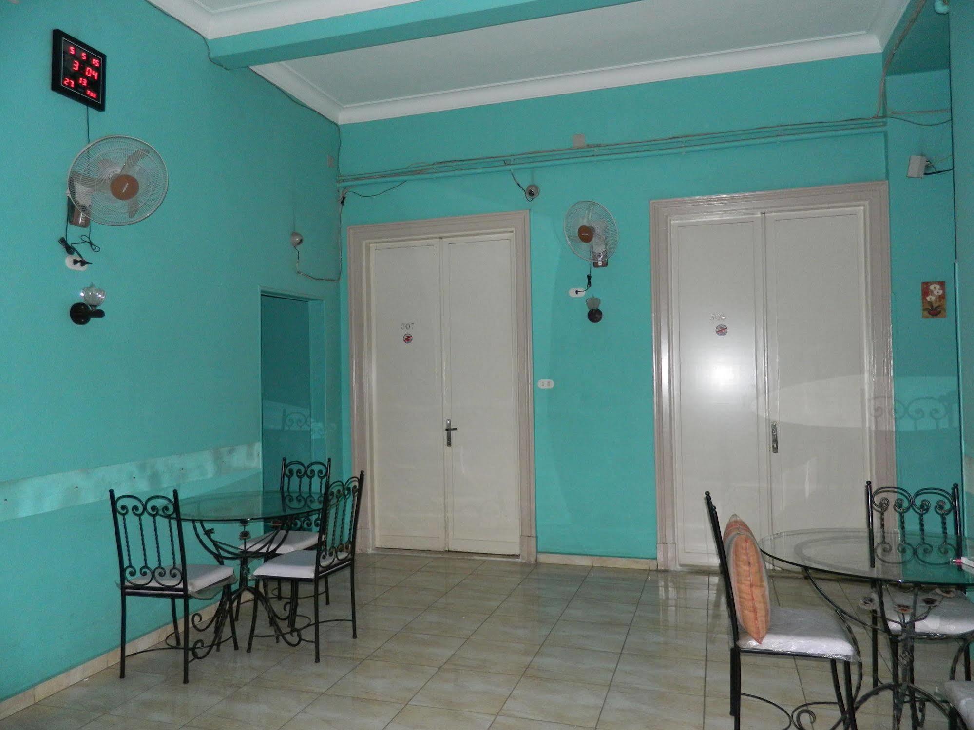 Bella Luna Hostel Cairo Exterior photo