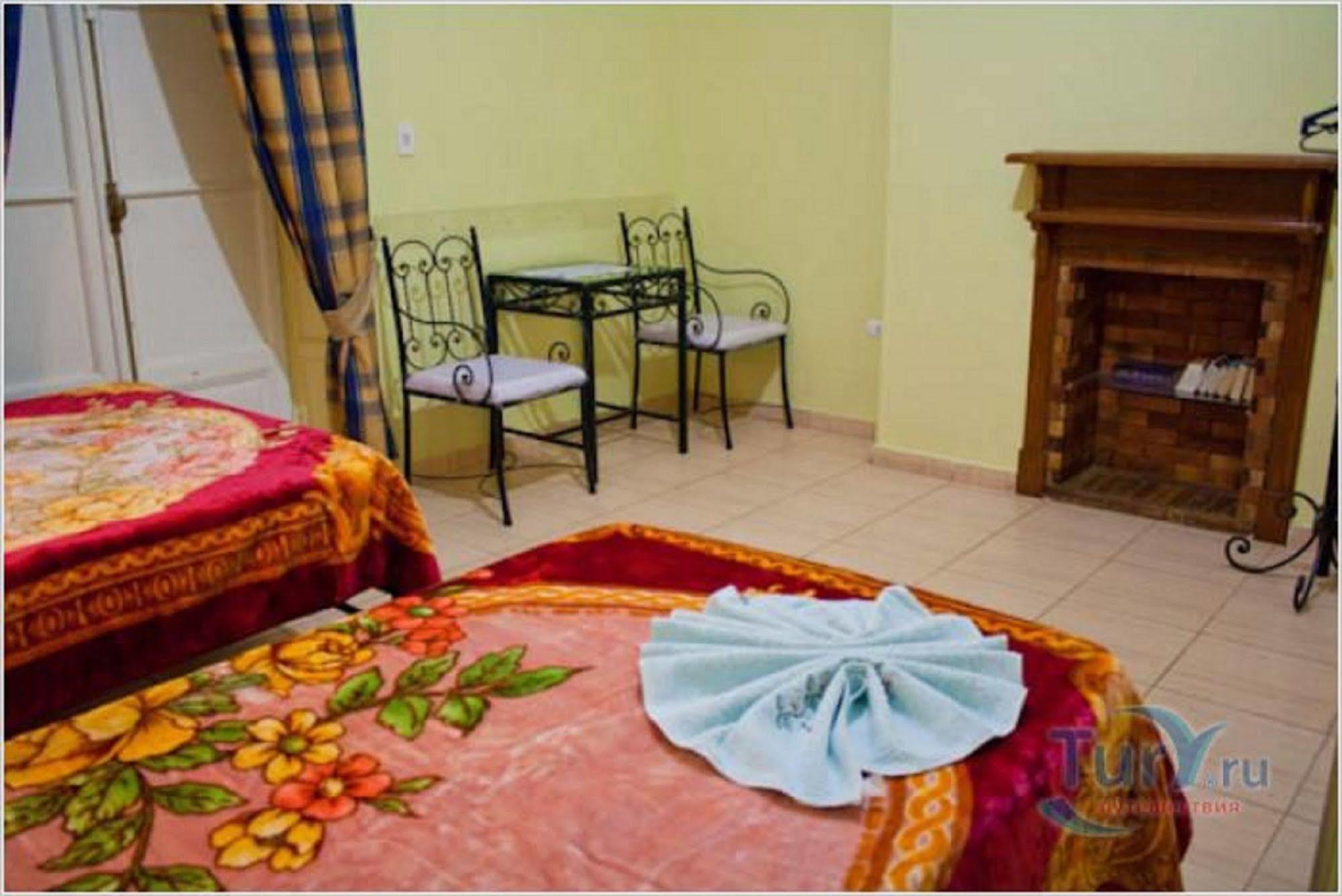 Bella Luna Hostel Cairo Exterior photo